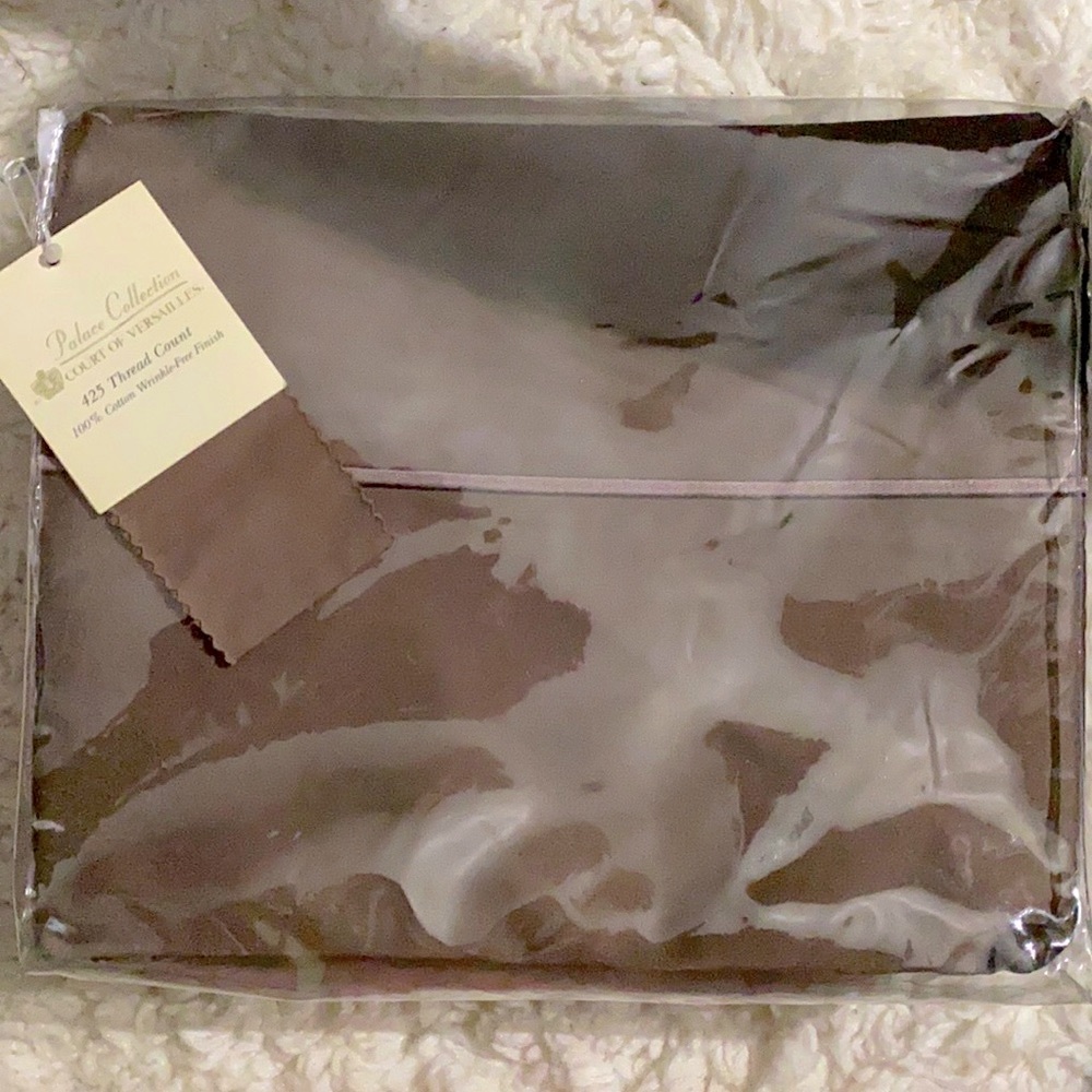 Court Of Versailles Cotton Sheet set